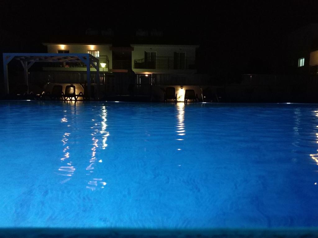 Amigos Apartment Mythical Protaras Eksteriør bilde