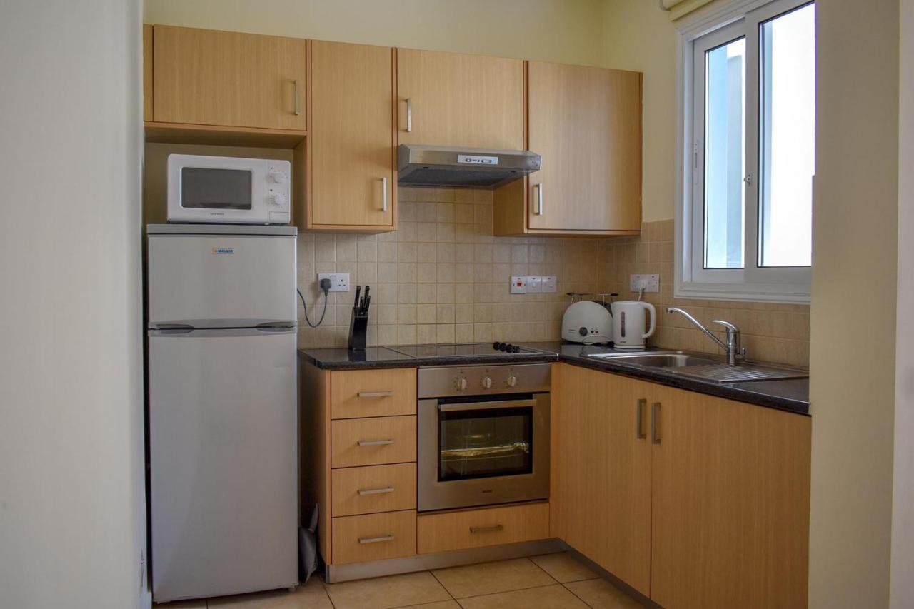 Amigos Apartment Mythical Protaras Eksteriør bilde